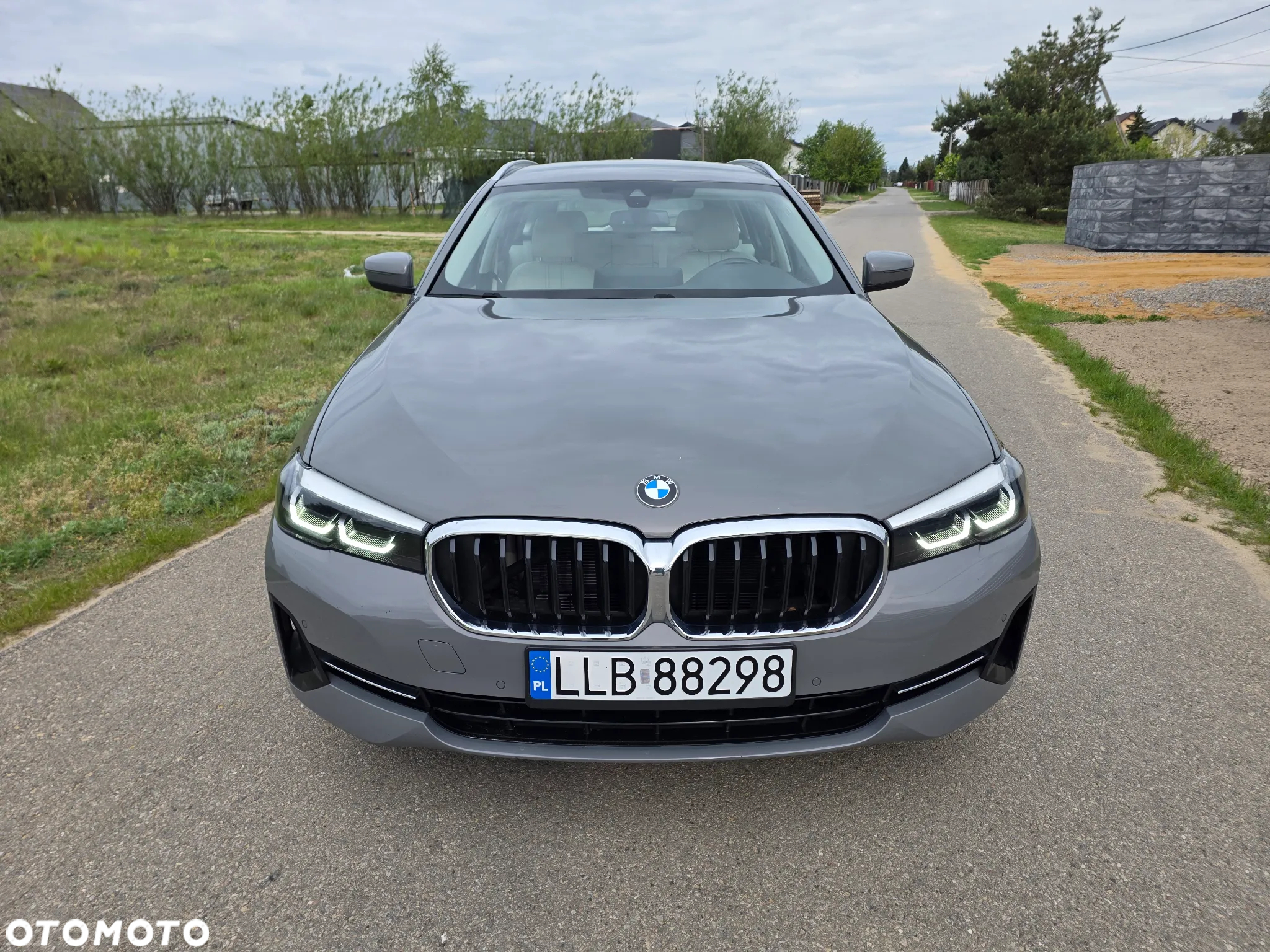 BMW Seria 5 520d Touring Luxury Line - 9