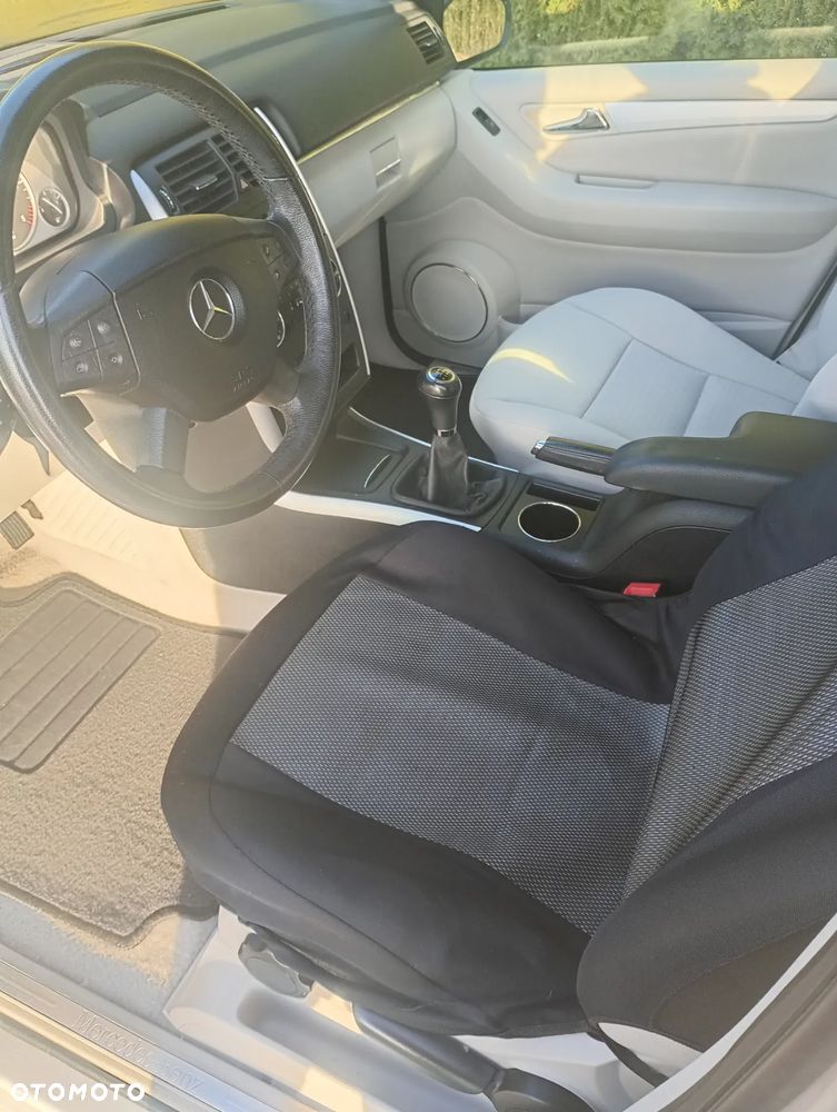 Mercedes-Benz Klasa B - 10