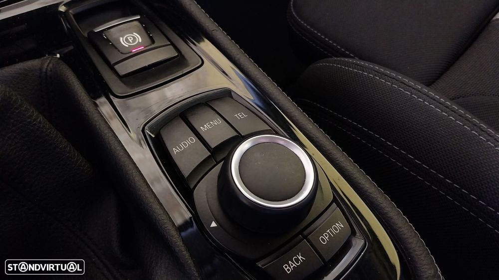 BMW 216 Gran Tourer d 7L Line Sport - 23