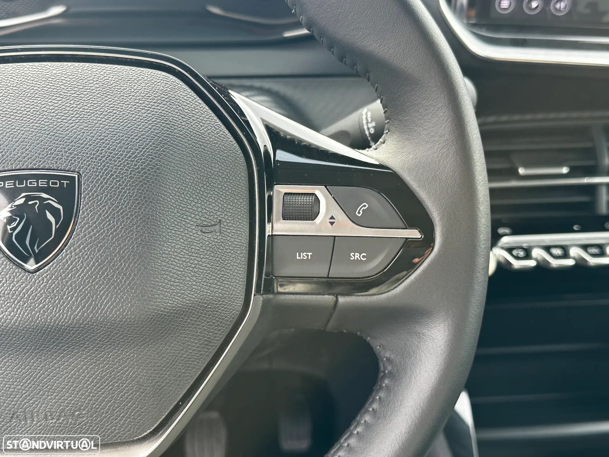 Peugeot 208 1.2 PureTech Active Pack - 14