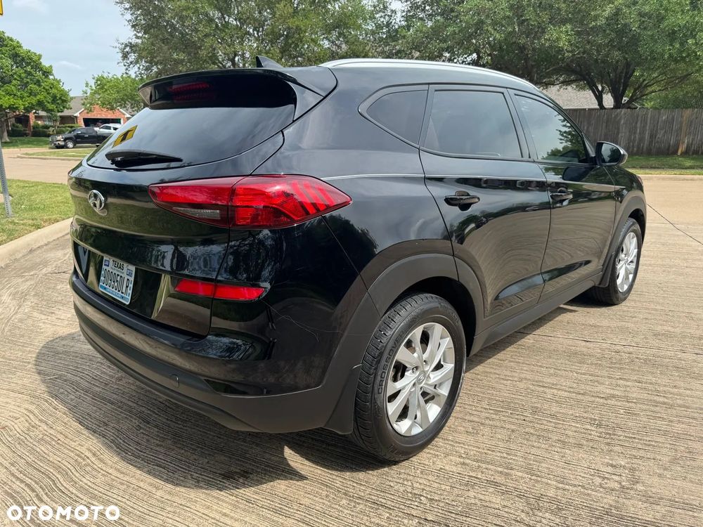 Hyundai Tucson - 12