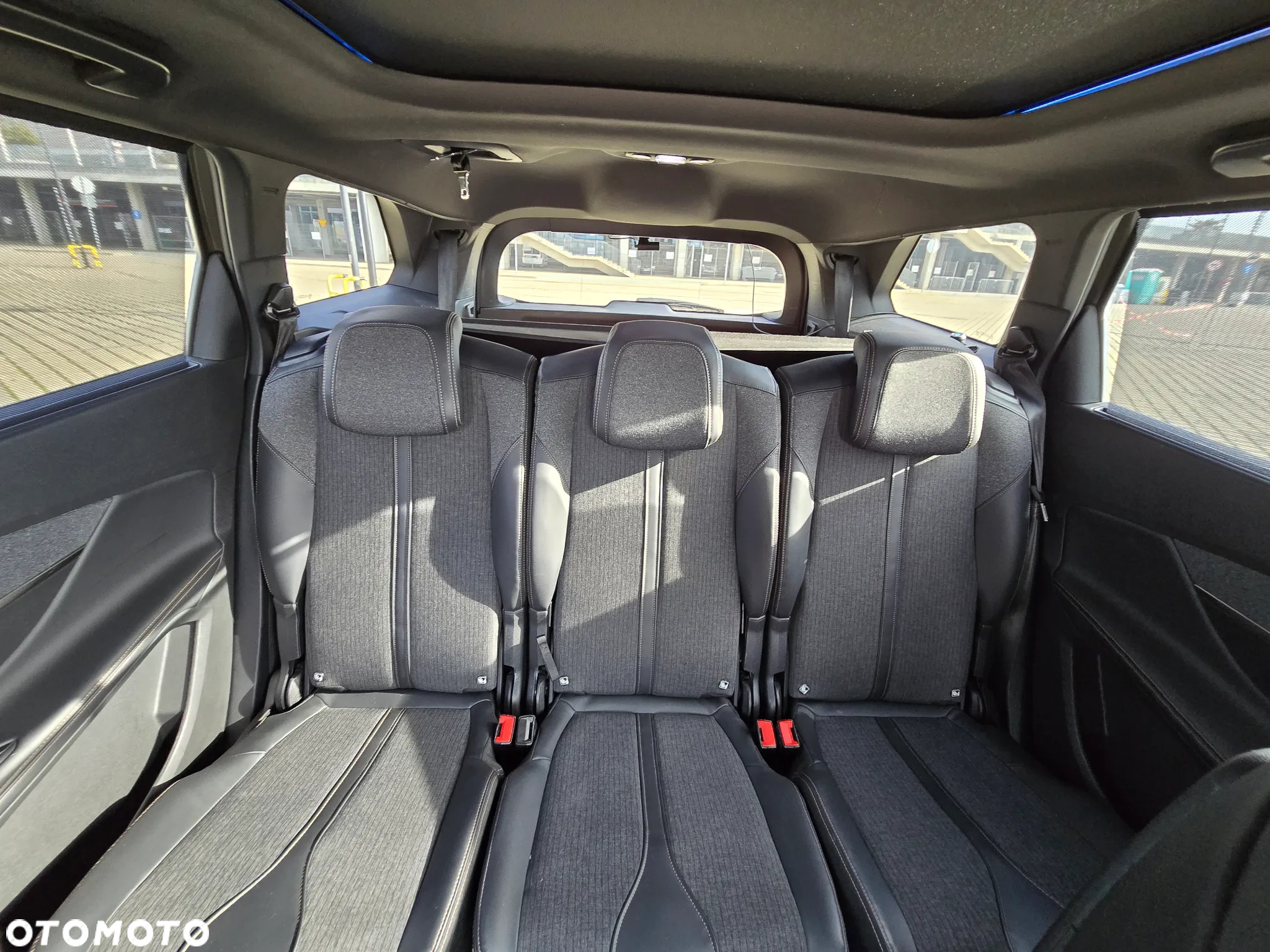Peugeot 5008 THP 165 EAT6 Stop & Start Allure - 26