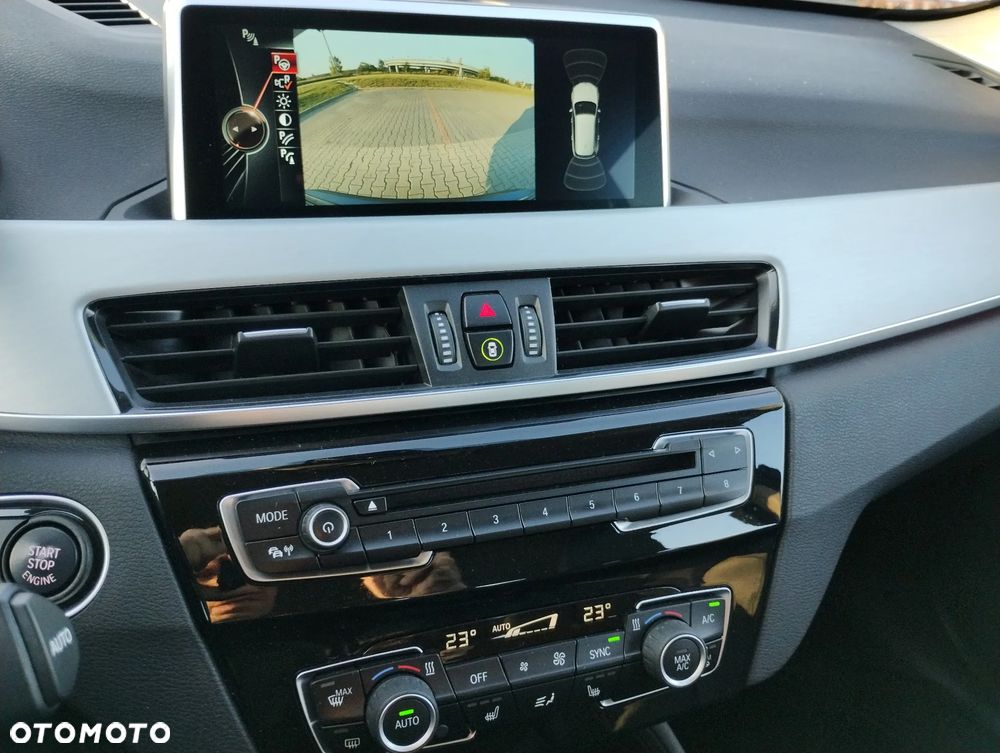 BMW X1 xDrive25i Advantage - 27