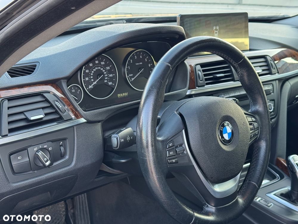 BMW Seria 4 435i Luxury Line - 11