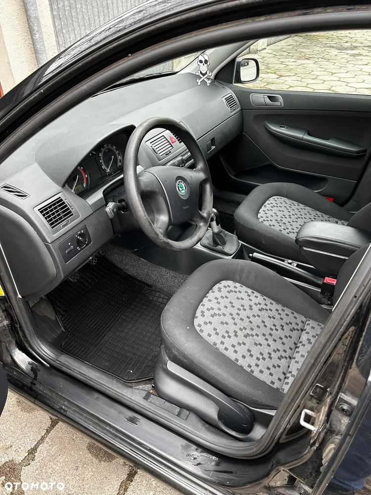 Skoda Fabia 1.4 16V Combi Classic - 20