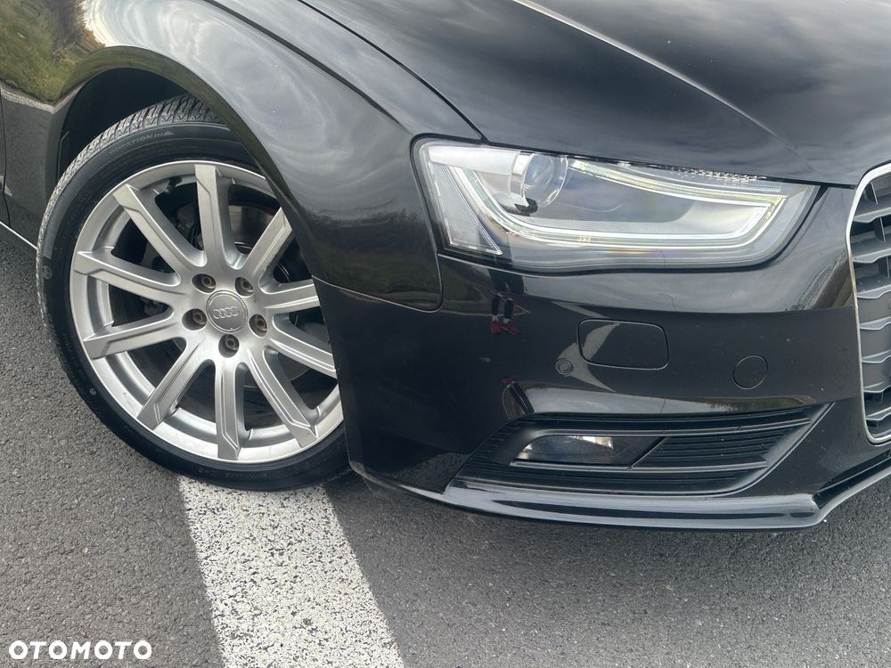 Audi A4 Avant 2.0 TDI DPF S line Sportpaket - 12