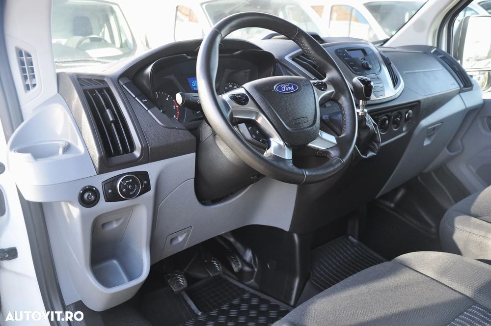Ford Transit L4 Furgon DCIV RWD Trend - 16