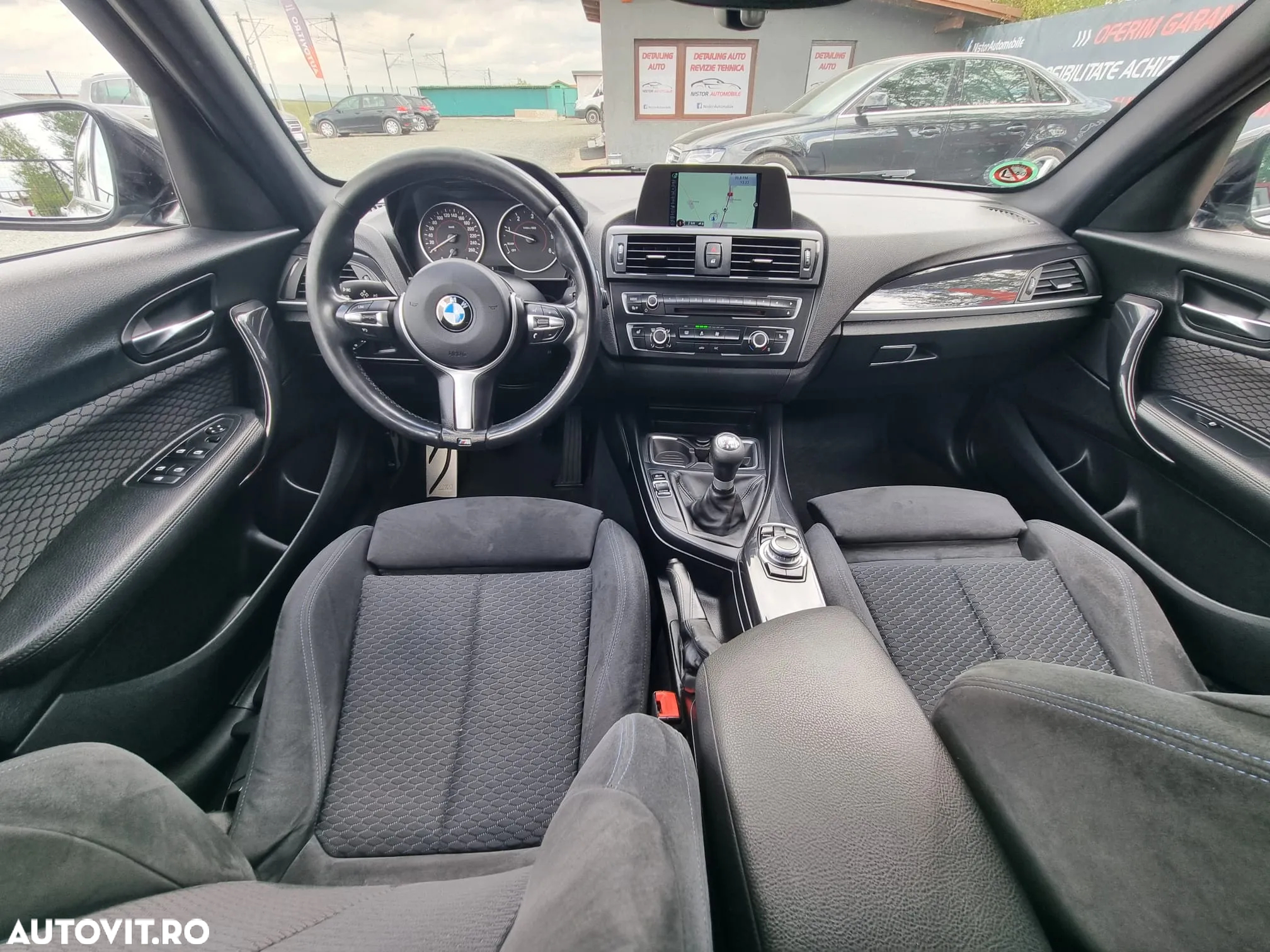 BMW Seria 1 120d xDrive - 17