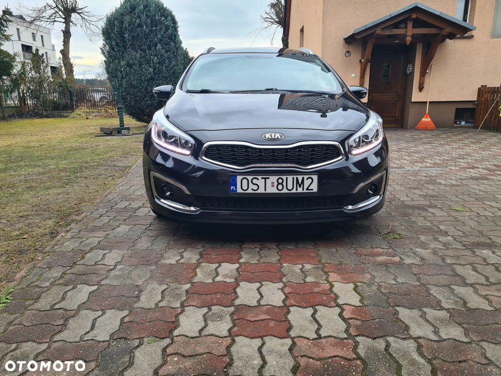Kia Ceed 1.6 CRDi 136 ISG Edition 7 - 6