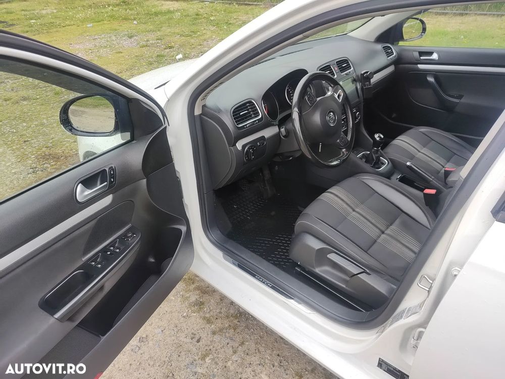 Volkswagen Golf 2.0 TDI DPF Comfortline - 5