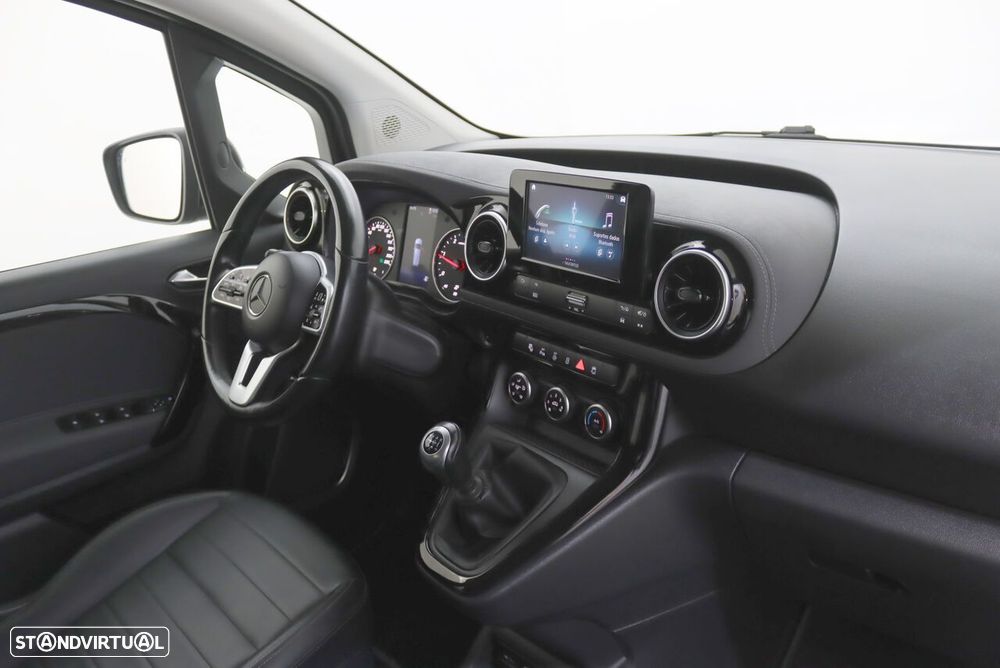 Mercedes-Benz T 180 d Standard - 4