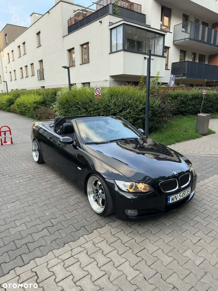 BMW Seria 3 330i - 5