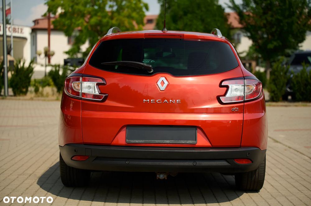 Renault Megane ENERGY dCi 130 BOSE EDITION - 7