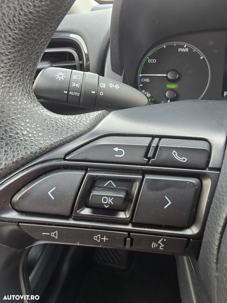 Toyota Yaris 1.5 VVT-i HSD Exclusive Style - 14