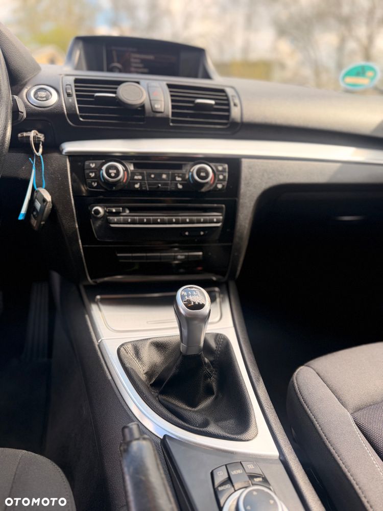 BMW Seria 1 116i - 14
