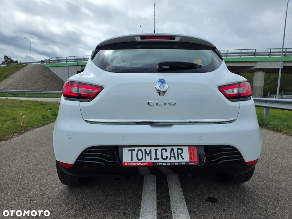 Renault Clio 1.2 16V 75 Limited - 9