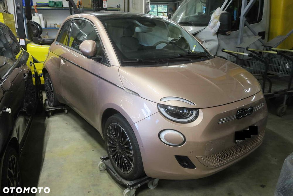 Fiat 500e La Prima - 1