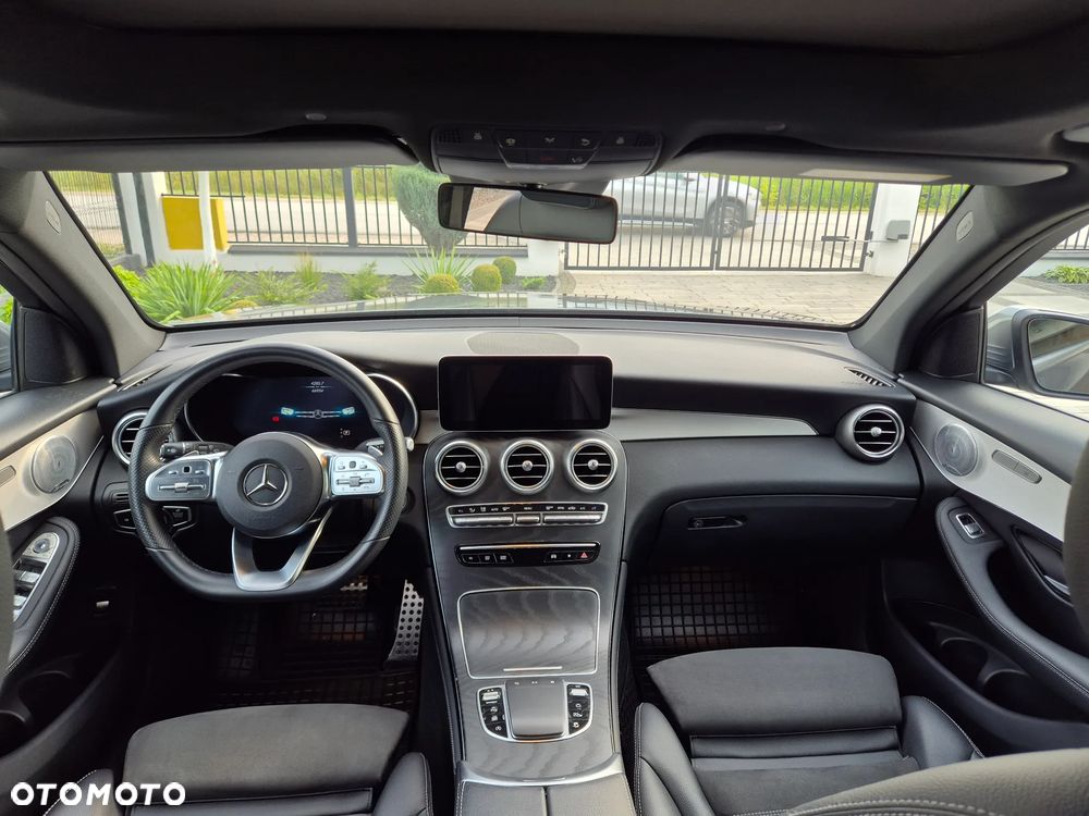 Mercedes-Benz GLC 200 - 10