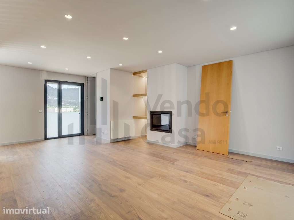 Vende-se Moradia Gaveto- Nova - Braga - Grande imagem: 3/45