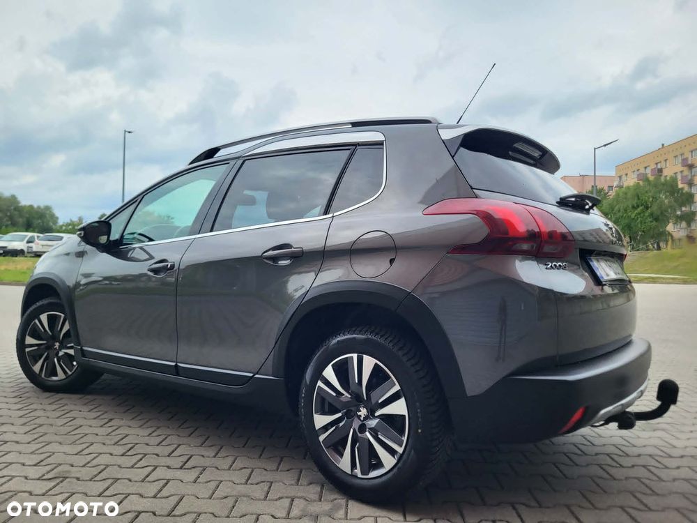 Peugeot 2008 BlueHDi 100 STOP & START Allure - 26