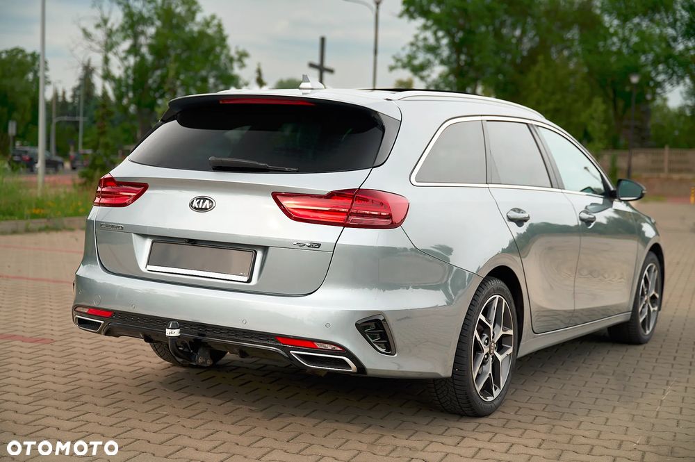 Kia Ceed 1.4 T-GDI DCT OPF GT Line - 11