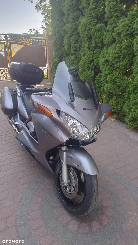 Honda ST - 1