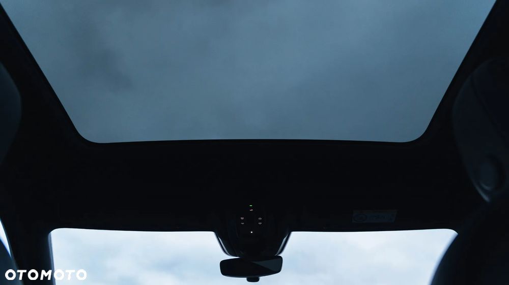 Porsche Cayenne - 26