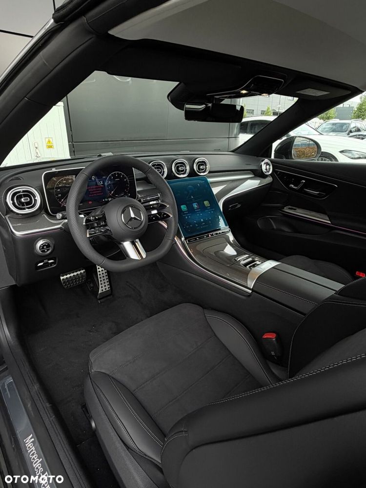 Mercedes-Benz CLE 200 mHEV 4-Matic AMG Line - 24