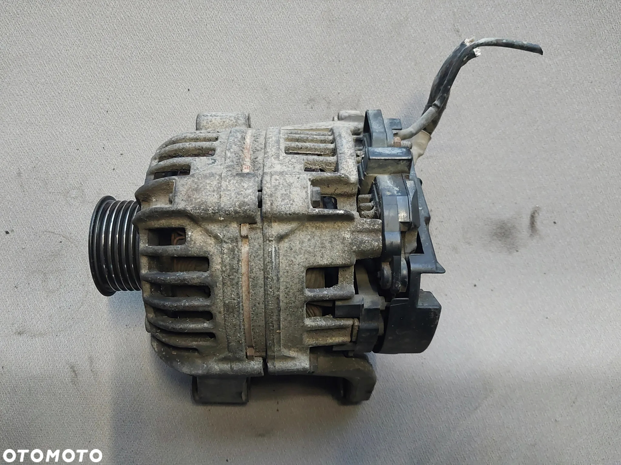 Alternator Opel 2.0 DTI Astra Zafira 70A Bosch 0 124 225 023 - 5