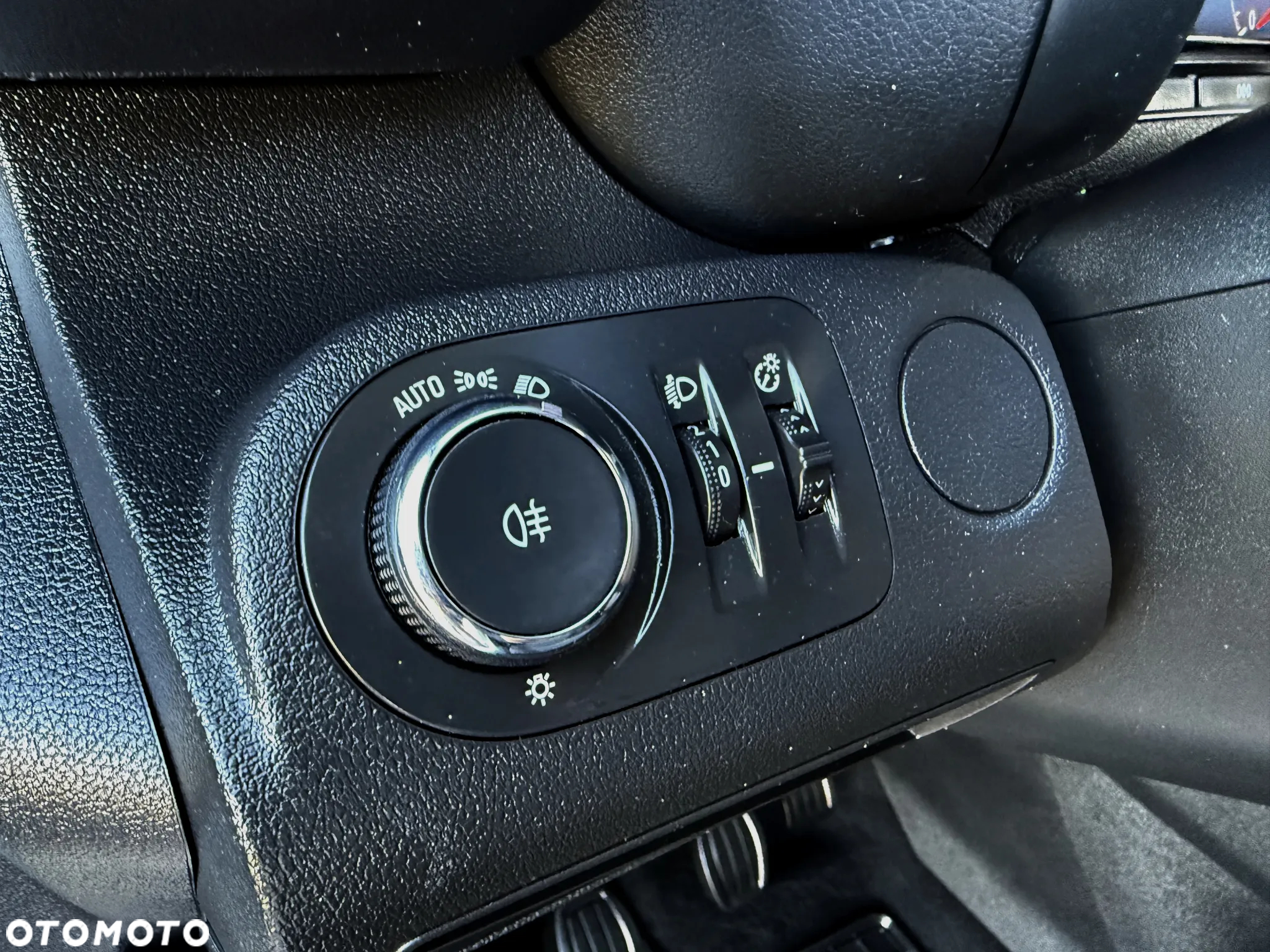 Opel COMBO - 15
