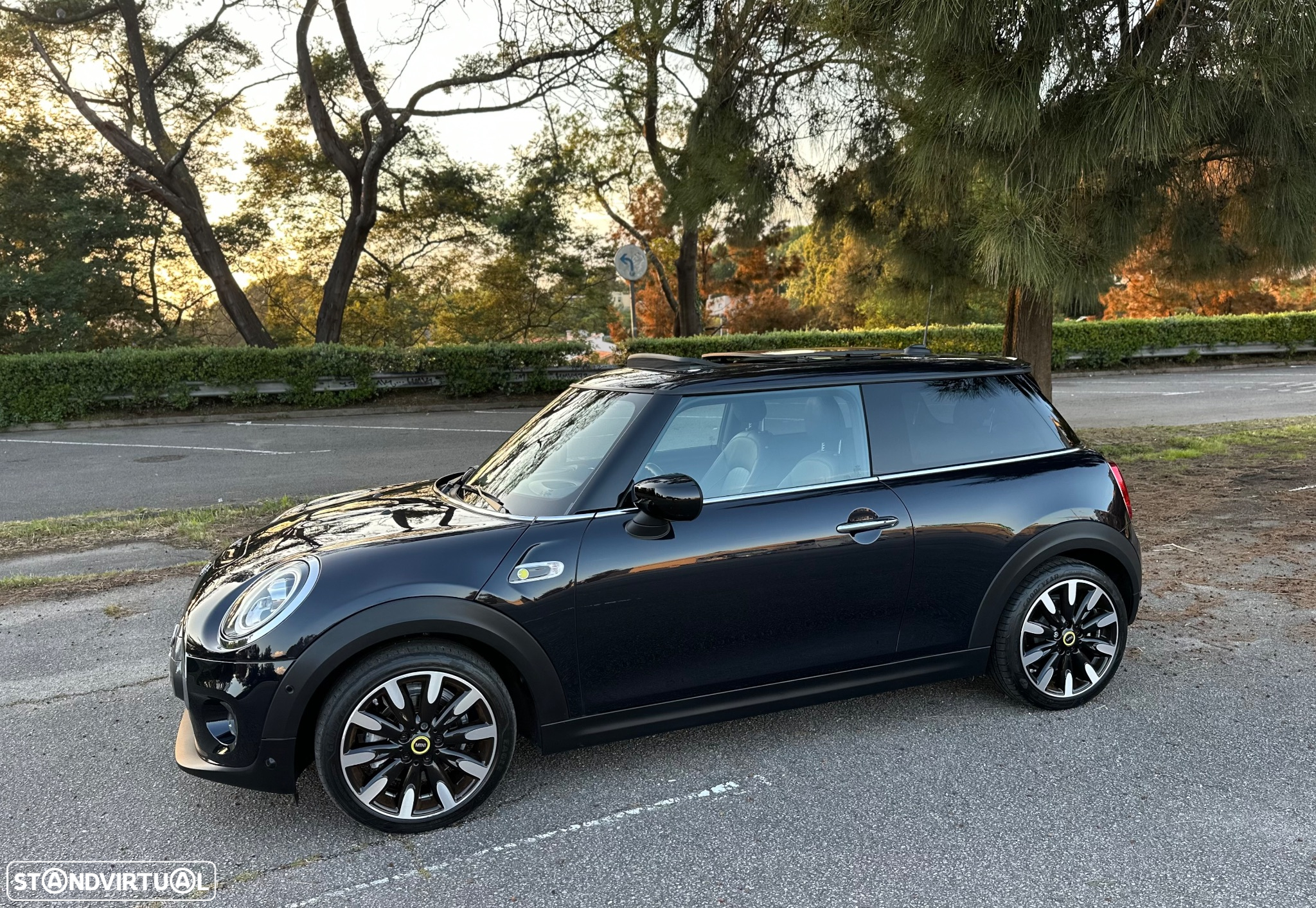 MINI 3 Portas Cooper SE - 8