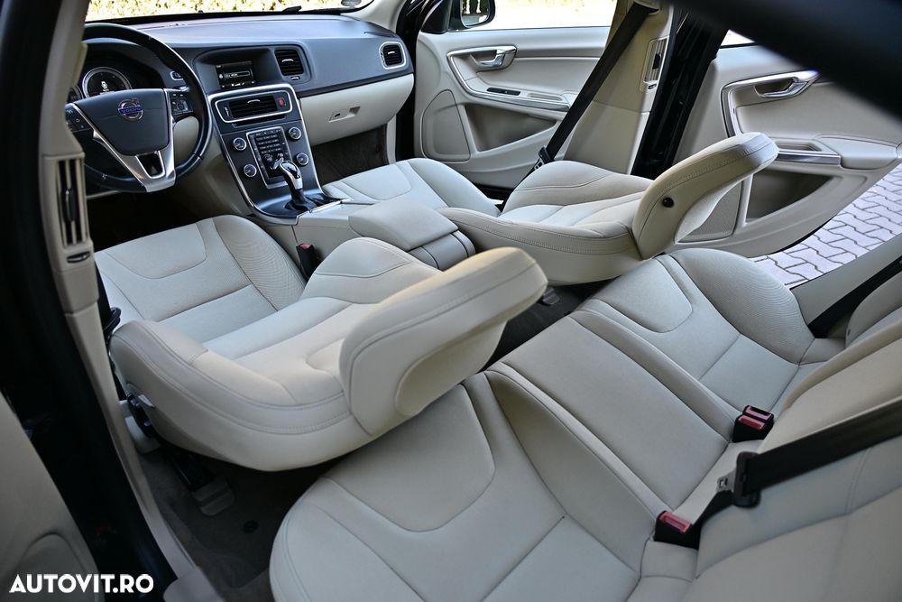 Volvo S60 D3 Geartronic - 13