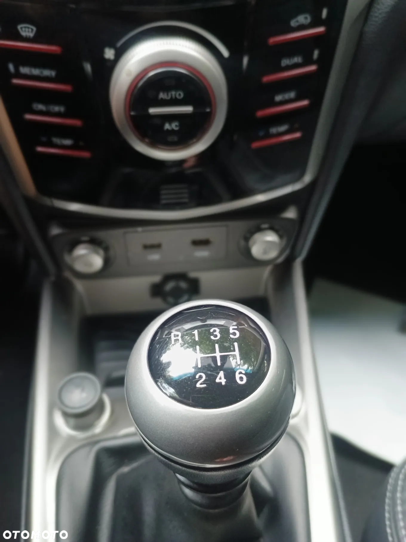 SsangYong/KGM Tivoli - 20