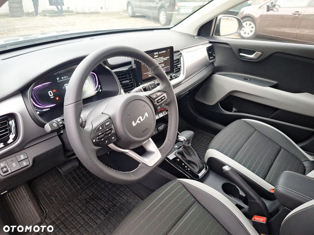 Kia Stonic - 9