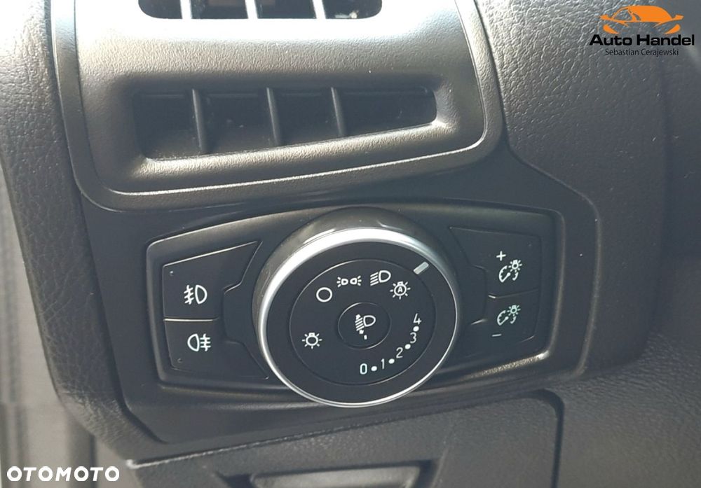 Ford Focus 1.0 EcoBoost STart-Stopp-System TITANIUM - 23