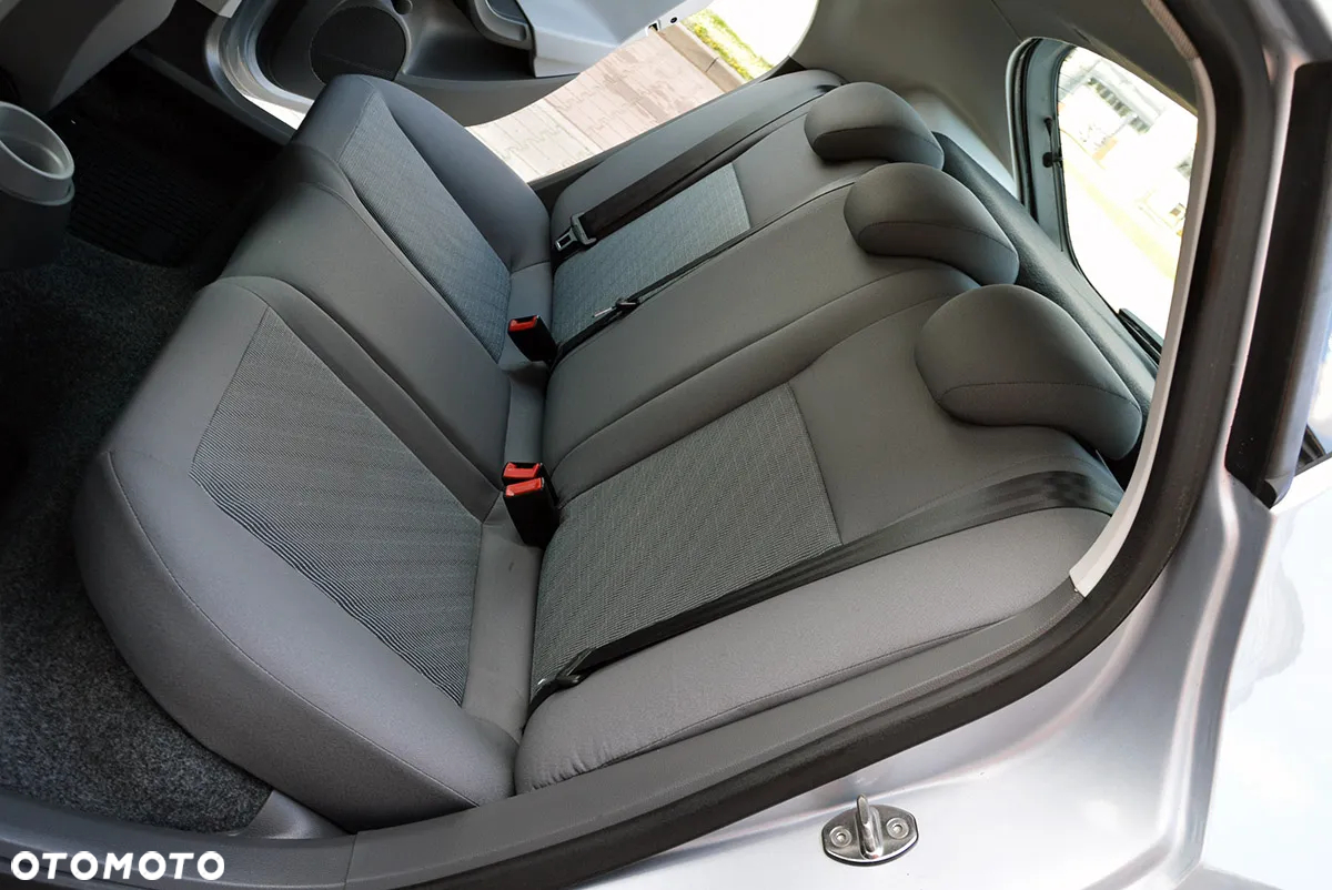 Seat Ibiza 1.2 12V Style - 11
