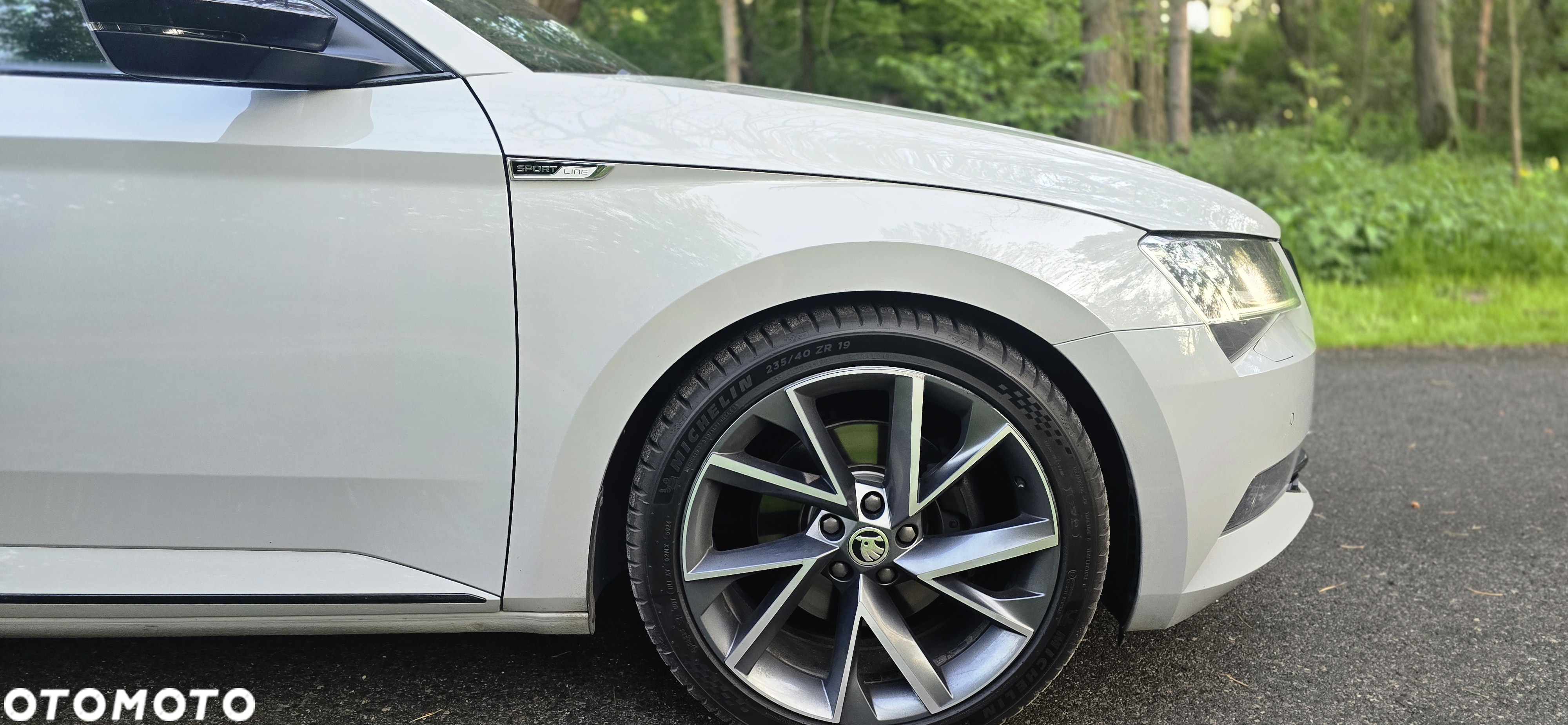 Skoda Superb 2.0 TDI Sportline DSG - 13