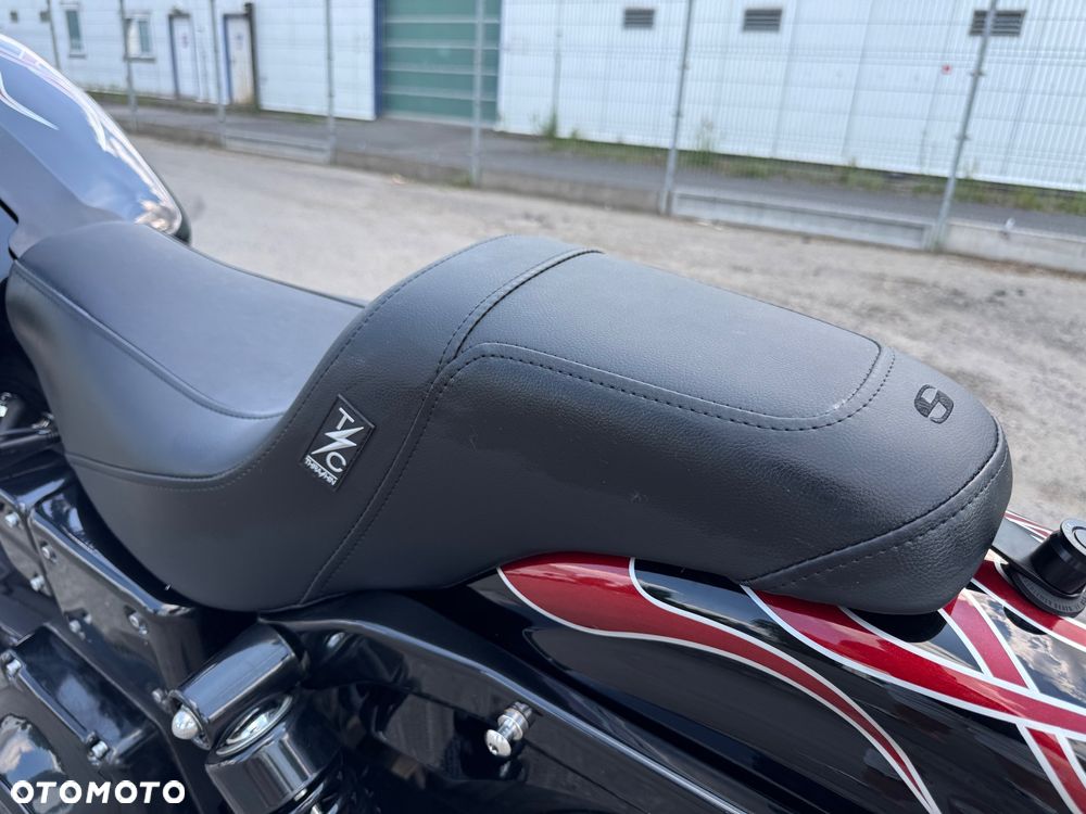 Harley-Davidson Dyna - 15