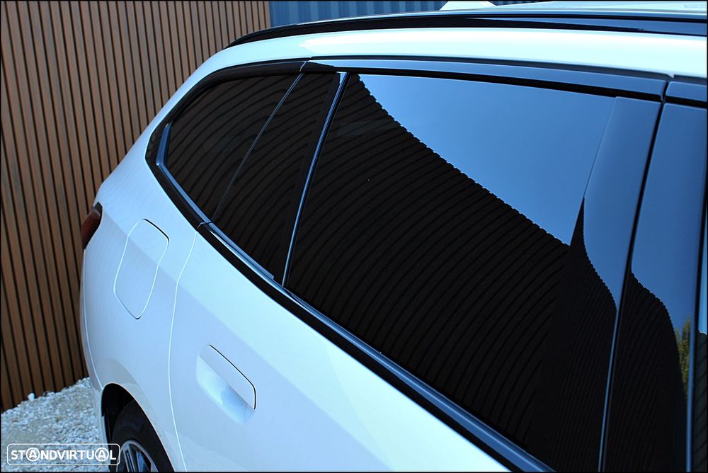 BMW i5 eDrive40 Pack Desportivo M - 11