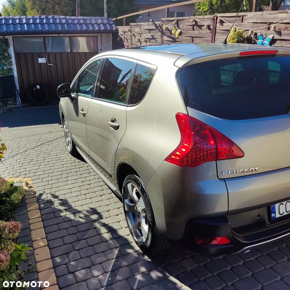 Peugeot 3008 2010 photo 4
