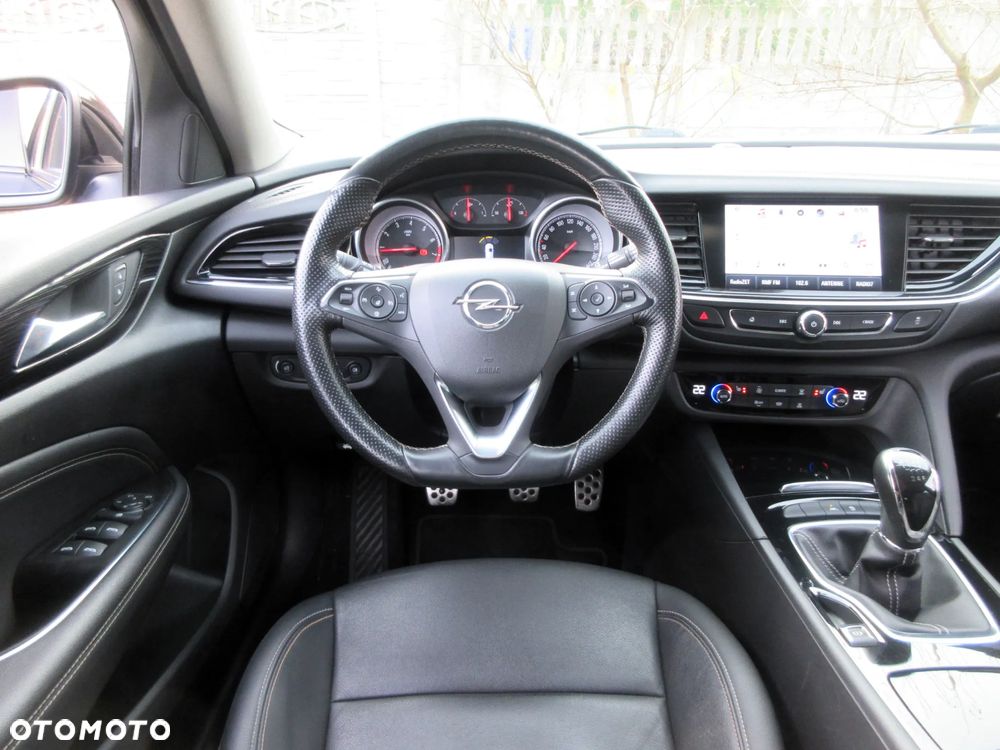 Opel Insignia 1.5 T Exclusive S&S - 14