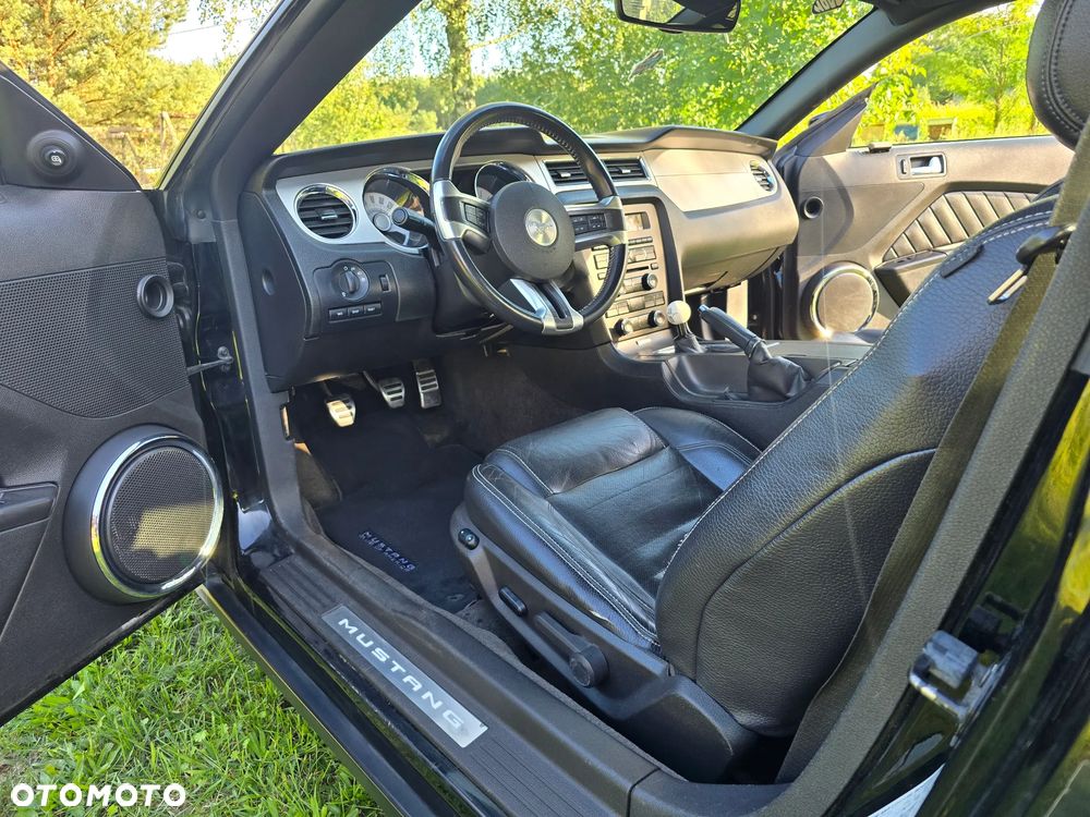 Ford Mustang 3.7 V6 Premium - 12