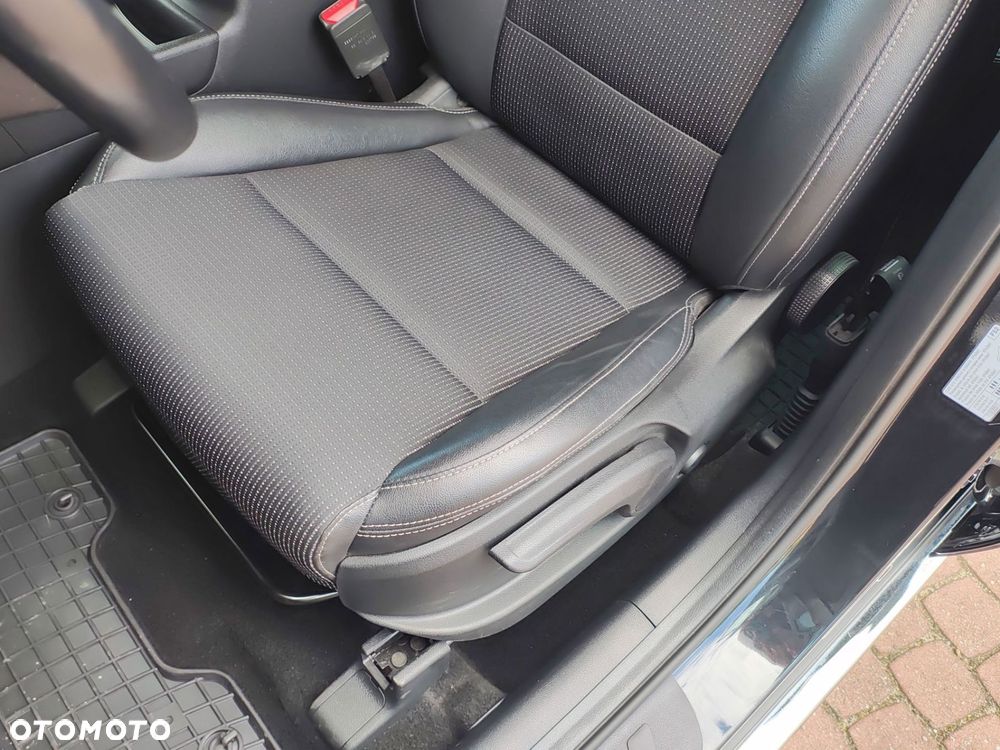 Kia Sportage 1.6 T-GDI L Business Line 2WD DCT - 12