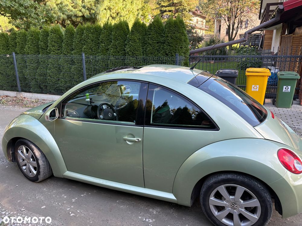 Volkswagen New Beetle 1.8T - 8