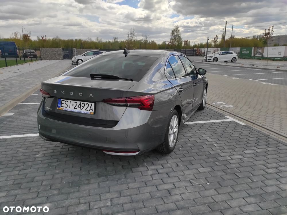 Skoda Octavia 2.0 TDI Selection - 8