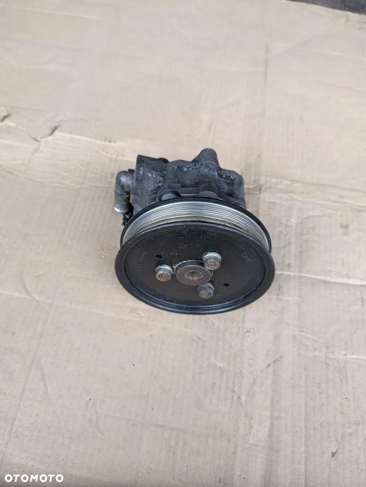 AUDI A4 B8 2.7 TDI POMPA WSPOMAGANIA 8K0145154E - 4