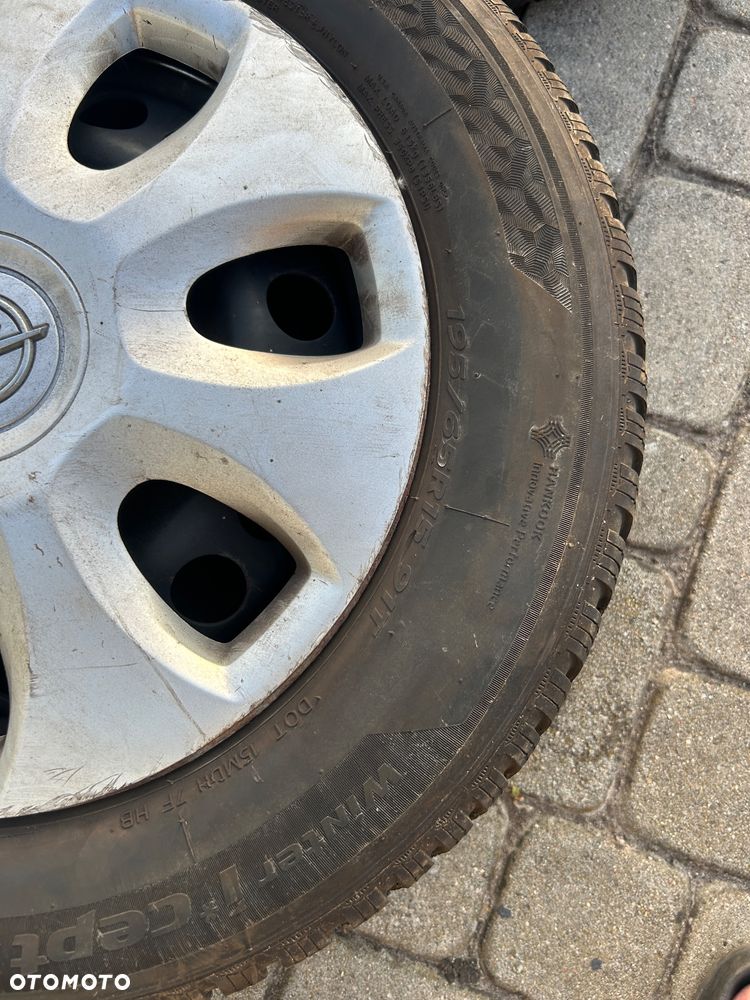 Koła zimowe Opel 5x110 ET35 65.1mm HANKOOK 195/65/15 2023r 7mm - 7