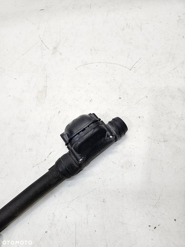 RURKA PRZEWÓD KRÓCIEC AUDI A3 8P 2.0 TFSI 06F145784A - 2