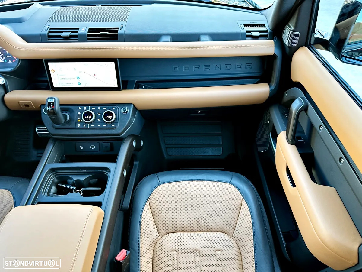 Land Rover Defender 110 P400 X - 11