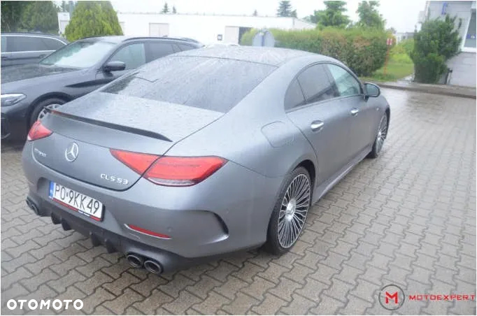 Mercedes-Benz CLS - 4